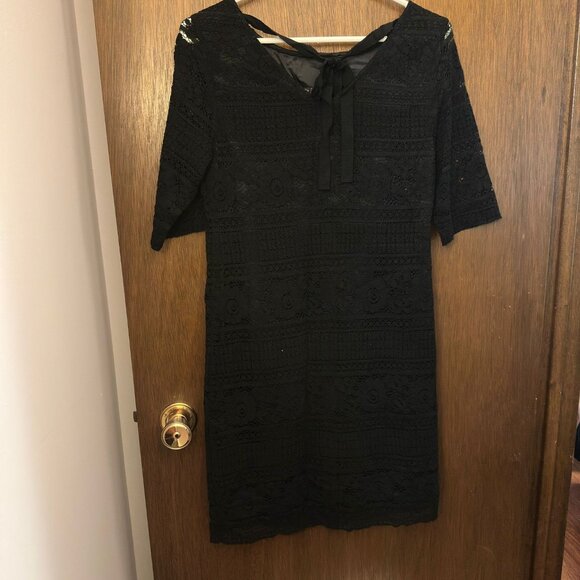 iORA Tie back black detailed dress - Picture 3 of 3